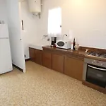 펜션 Maison Spacieuse A Pour 6 Avec Parking Prive - Fr-1-540-223 노트르담드몽