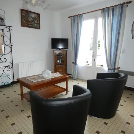 Maison Spacieuse A Pour 6 Avec Parking Prive - Fr-1-540-223 Prázdninový dům *