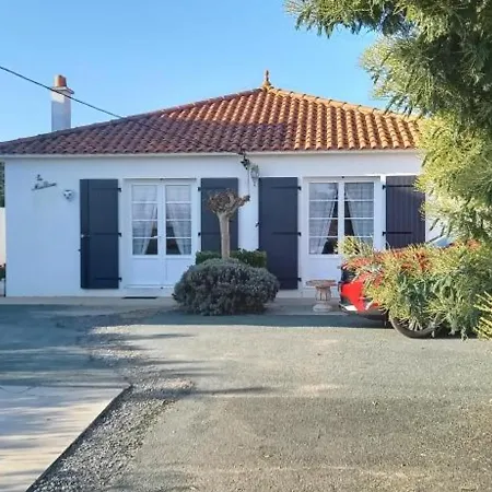 Maison Spacieuse A Pour 6 Avec Parking Prive - Fr-1-540-223 Prázdninový dům *